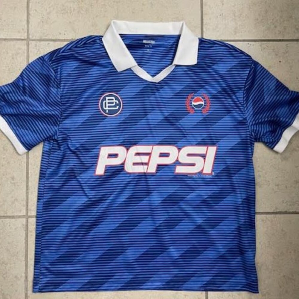 Hollister Men's Boxy Pepsi Graphic Soccer Football Jersey M Retro Style NEW NWOT